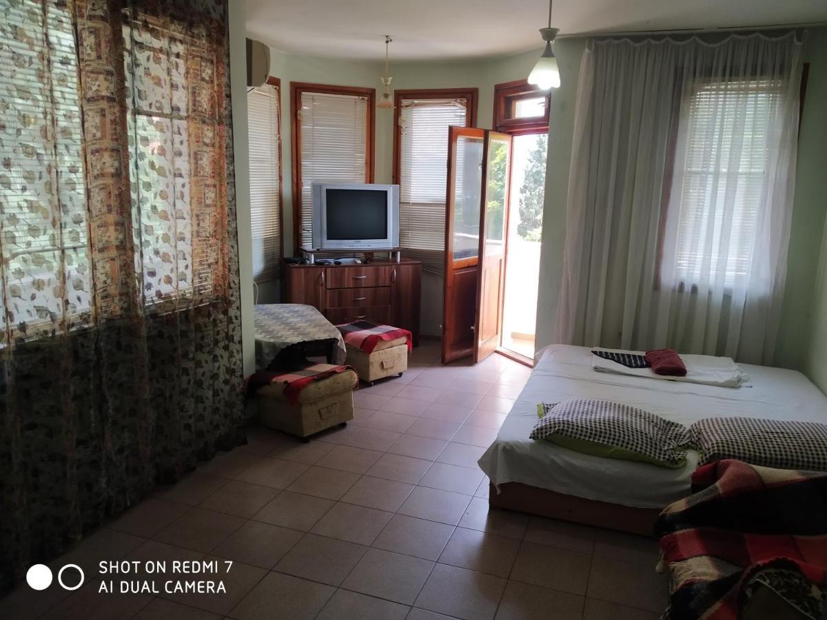 Apartment Center Varna Extérieur photo
